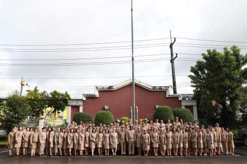 เทศบาลนครแม่สอด จัดกิจกรรมเคารพธงชาติ เนื่องในวันพระราชทานธงชาติไทย