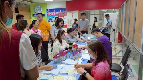 เทศบาลนครแม่สอด ร่วมกับโรงพยาบาลแม่สอด จัดกิจกรรมบริจาคโลหิตเพื่อถวายเป็นพระราชกุศลแด่พระบาทสมเด็จพระบรมชนกาธิเบศร มหาภูมิพลอดุลยเดชมหาราช บรมนาถบพิตร 