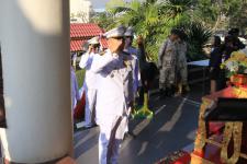 เทศบาลนครแม่สอด ร่วมงานรัฐพิธีและการวางพานพุ่มดอกไม่สด วันสมเด็จพระนเรศวรมหาราช เนื่องในวันยุทธหัตถี