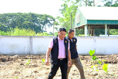 เทศบาลนครแม่สอด ลงพื้นที่ดำเนินการปรับปรุงภูมิทัศน์ โรงฆ่าสัตว์เทศบาลนครแม่สอด