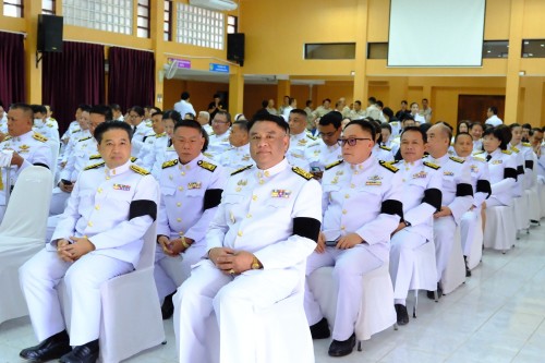 เทศบาลนครแม่สอด ร่วมพิธีถวายน้ำสรงพระบรมศพเบื้องหน้าพระฉายาลักษณ์สมเด็จพระนางเจ้าสิริกิติ์ พระบรมราชินีนาถ พระบรมราชชนนีพันปีหลวง