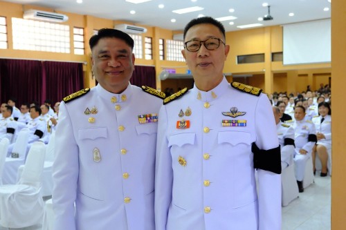 เทศบาลนครแม่สอด ร่วมพิธีถวายน้ำสรงพระบรมศพเบื้องหน้าพระฉายาลักษณ์สมเด็จพระนางเจ้าสิริกิติ์ พระบรมราชินีนาถ พระบรมราชชนนีพันปีหลวง