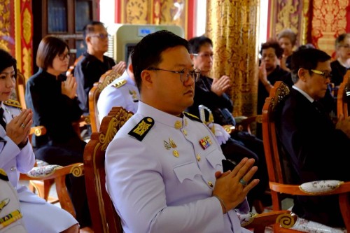 ทน.แม่สอด ร่วมพิธีบำเพ็ญกุศลและแสดงความอาลัยในวาระครบ 7 วัน (สัตตมวาร) แห่งการสวรรคเพื่อถวายเป็นพระราชกุศลแด่สมเด็จพระนางเจ้าสิริกิติ์ พระบรมราชินีนาถพระบรมราชชนนีพันปีหลวง