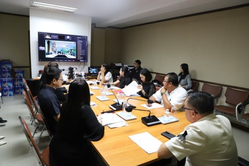 ทน.แม่สอด เข้าร่วมประชุมชี้แจงแนวทางการเข้าเฝ้า ถวายบังคมกราบพระบรมศพ สมเด็จพระนางเจ้าสิริกิติ์ พระบรมราชินีนาถ พระบรมราชชนนีพันปีหลวง