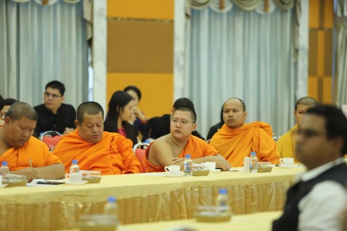 ทน.แม่สอด ให้การต้อนรับคณะมหาวิทยาลัยมหาจุฬาลงกรณราชวิทยาลัย วิทยาเขตนครสวรรค์