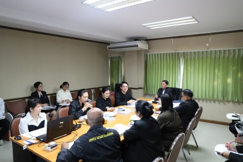 ทน.แม่สอด จัดประชุมคณะกรรมการติดตามและประเมินผลแผนพัฒนาเทศบาลนครแม่สอด 