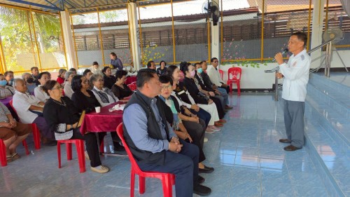 ทน.แม่สอด เข้าร่วมการจัดกิจกรรมประชุมผู้สูงอายุชุมชนแม่สอดวิลล่า ประจำเดือนธันวาคม 2568