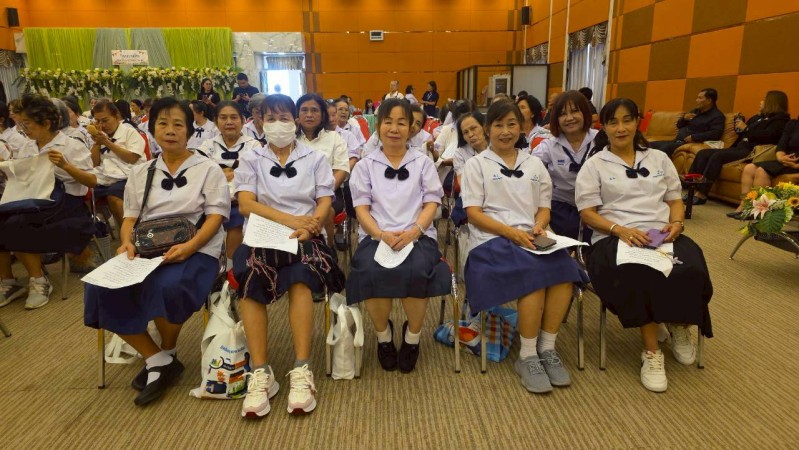 LINE_ALBUM_2422026_260224_12