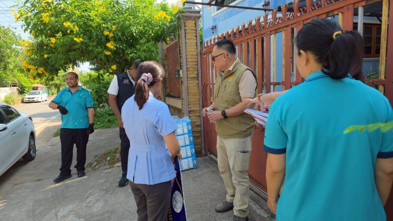 LINE_ALBUM_2842026_260428_7