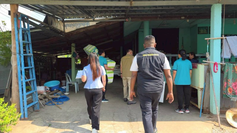 LINE_ALBUM_2842026_260428_10