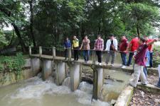 เทศบาลนครแม่สอด หารือโครงการก่อสร้างระบบระบายน้ำหลักและลงพื้นที่ 20 ชุมชน