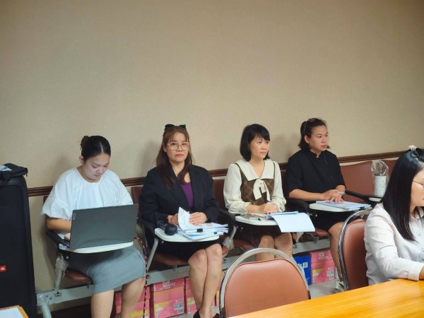 LINE_ALBUM_ประชุมคณะกรรมการสนับสนุนแผน 271069_261027_3