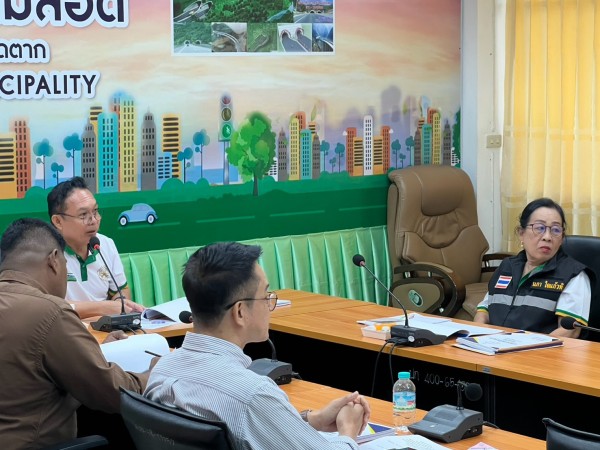 LINE_ALBUM_ประชุมคณะกรรมการพัฒนาเทศบาล 271069_261027_9