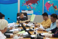 ประชุมผู้บริหาร สมาชิกสภาเทศบาลและหัวหน้าส่วนราชการ เทศบาลนครแม่สอด ครั้งที่ 13/2559